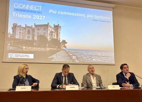 Un momento della presentazione di la presentazione di Connect Aviation.