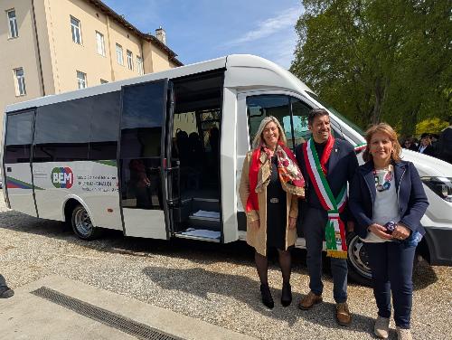 Il nuovo mezzo di trasporto a disposizione  dell'istituto