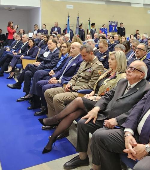 L'assessore Cristina Amirante alla cerimonia commemorativa del 174esimo anniversario di fondazione della Polizia di Stato a Pordenone