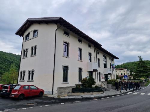 Il municipio di San Leonardo che si trova nella frazione di Merso di Sopra.
