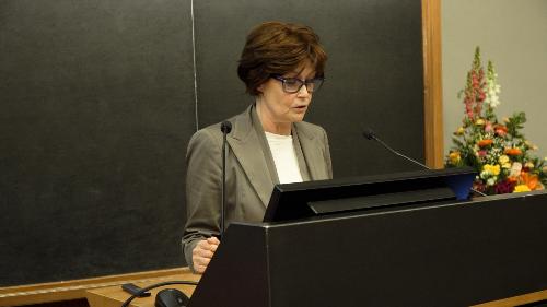 L'assessore Rosolen interviene al "Premio ICTP-IBM Richard Feynman in Quantum Computing" nella sala Budinich della sede del Centro internazionale di Fisica teoretica (ICTP) di Trieste.
