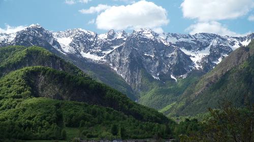 Una vedutra dei monti della Val Resia nel Parco naturale delle Prealpi Giulie