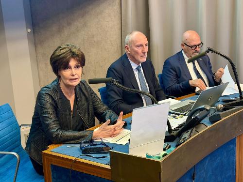 Il saluto dell’assessore alla Formazione e all’istruzione Alessia Rosolen.