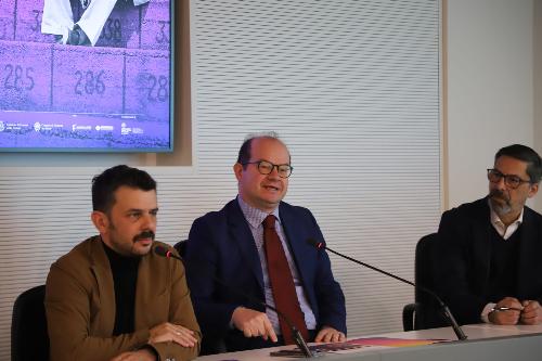 L'intervento del vicegovernatore della Regione Mario Anzil (al centro) durante la conferenza stampa svoltasi a Udine