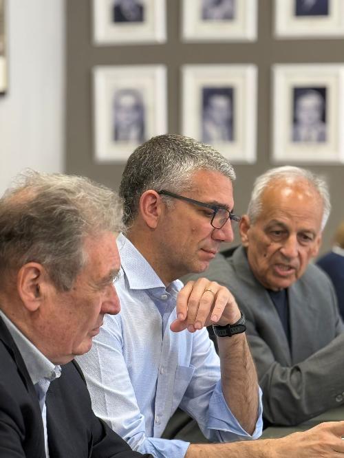 Da sinistra, Jierian, Roberti e il presidente dell'Uzicg - l'Associazione delle comunità degli italiani del Montenegro - Aleksandar Dender  