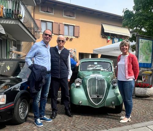 L'assessore Zilli ad Artegna al raduno d'auro d'epoca Memorial 50° del terremoto 