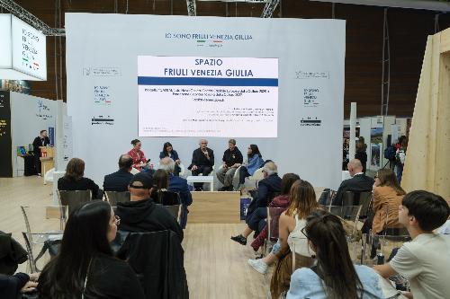 Un momento dell'incontro al Salone del libro di Torino