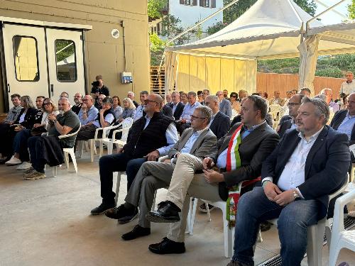 Un momento della cerimonia svoltasi oggi a Cormons